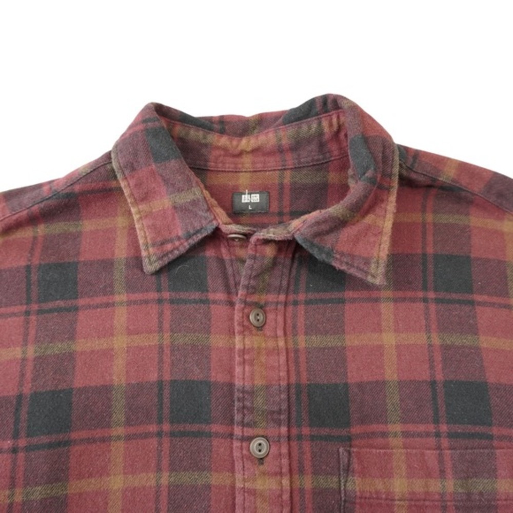 Uniqlo Men's Large Flannel Plaid‎ Button Down Shirt Burgundy Black Brown Casual - Picture 2 of 5